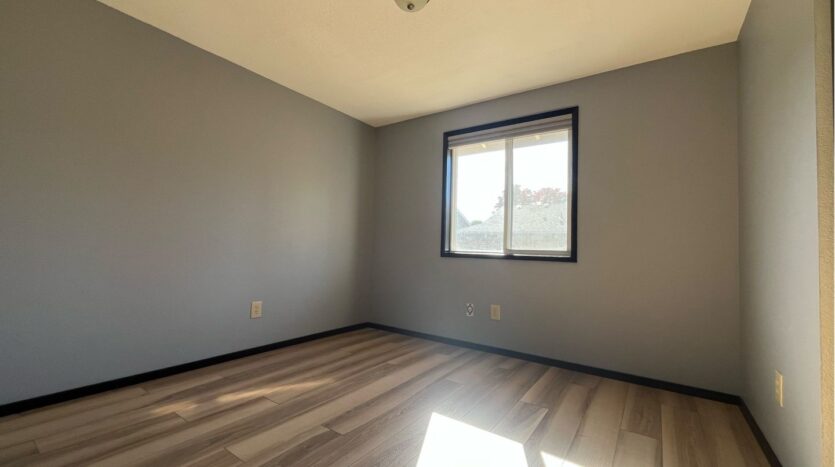 15921 NE 2nd St - Vancouver - Washington - 3 bed, 2 bath rental property