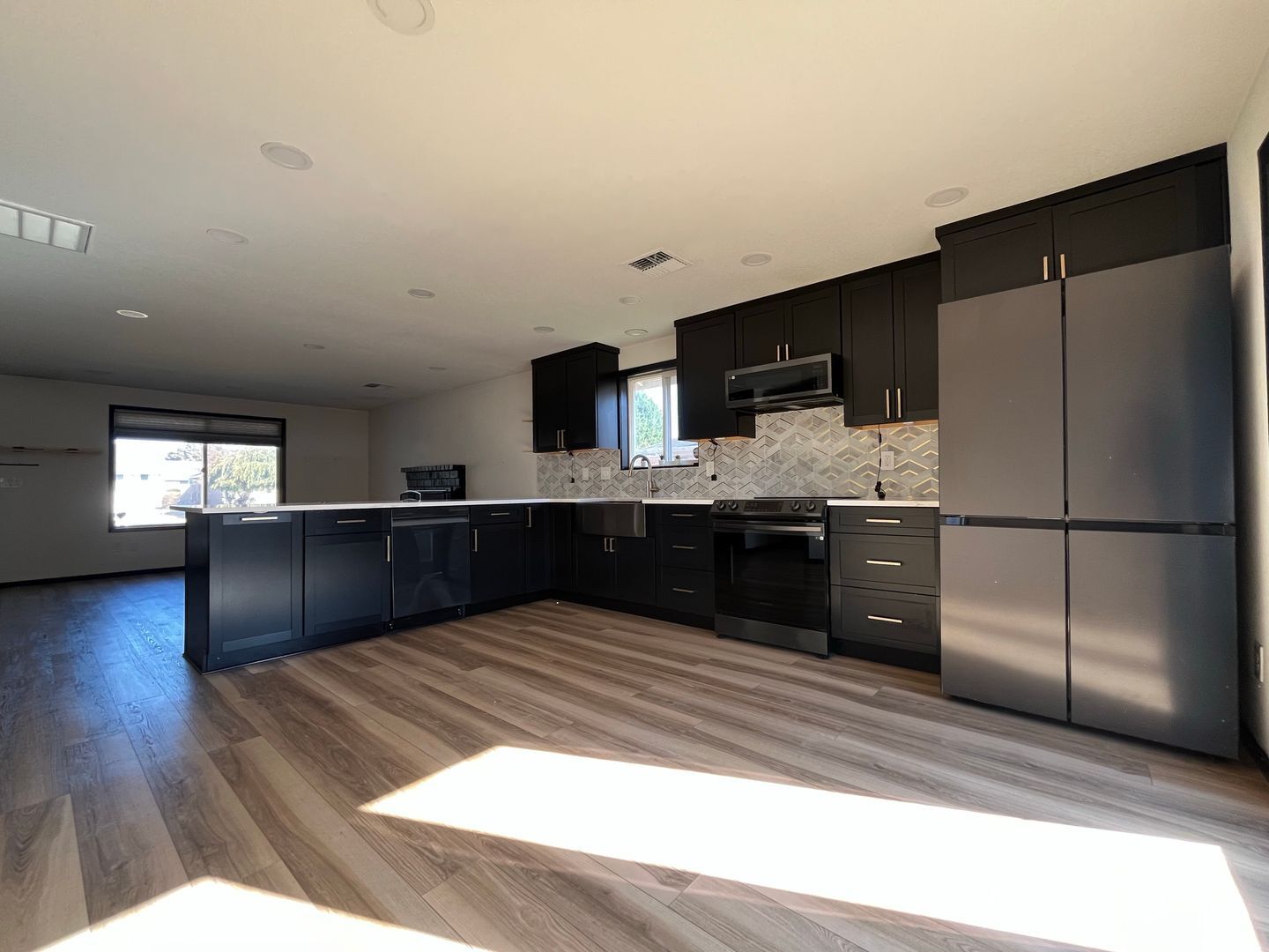 15921 NE 2nd St - Vancouver - Washington - 3 bed, 2 bath rental property