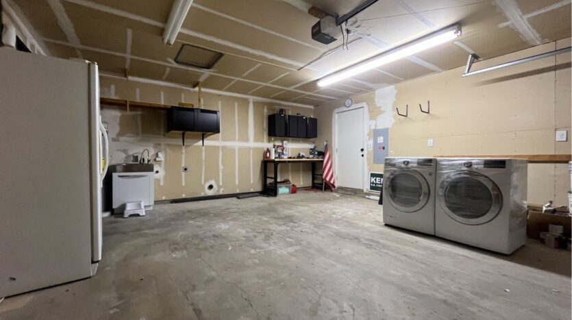 15921 NE 2nd St - Vancouver - Washington - 3 bed, 2 bath rental property
