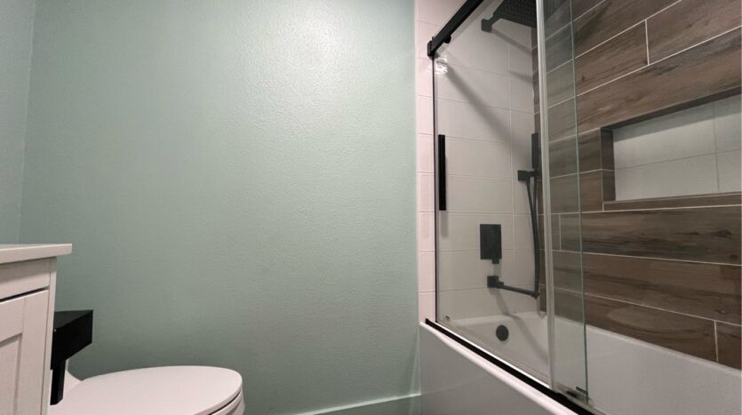 15921 NE 2nd St - Vancouver - Washington - 3 bed, 2 bath rental property