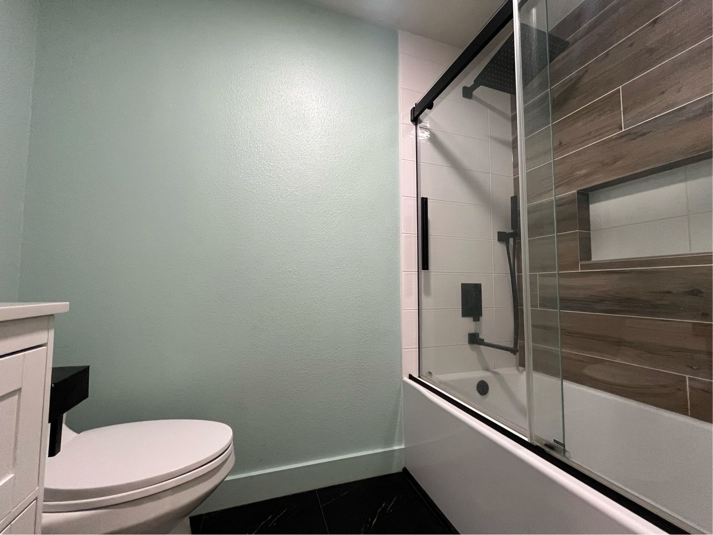 15921 NE 2nd St - Vancouver - Washington - 3 bed, 2 bath rental property