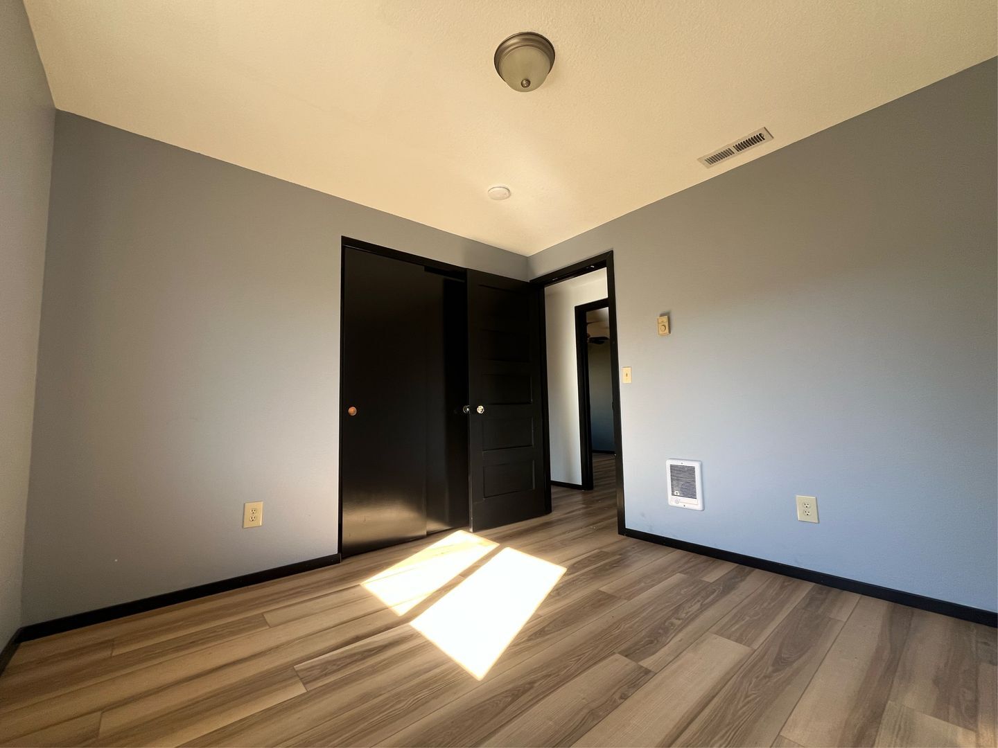 15921 NE 2nd St - Vancouver - Washington - 3 bed, 2 bath rental property