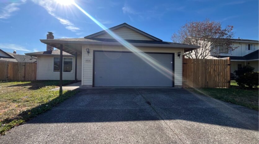 15921 NE 2nd St - Vancouver - Washington - 3 bed, 2 bath rental property