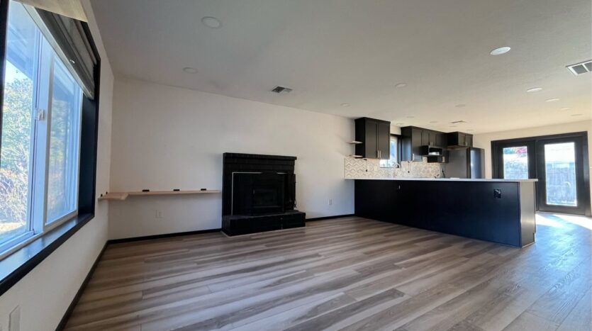 15921 NE 2nd St - Vancouver - Washington - 3 bed, 2 bath rental property
