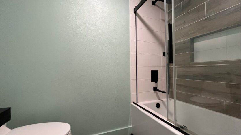 15921 NE 2nd St - Vancouver - Washington - 3 bed, 2 bath rental property