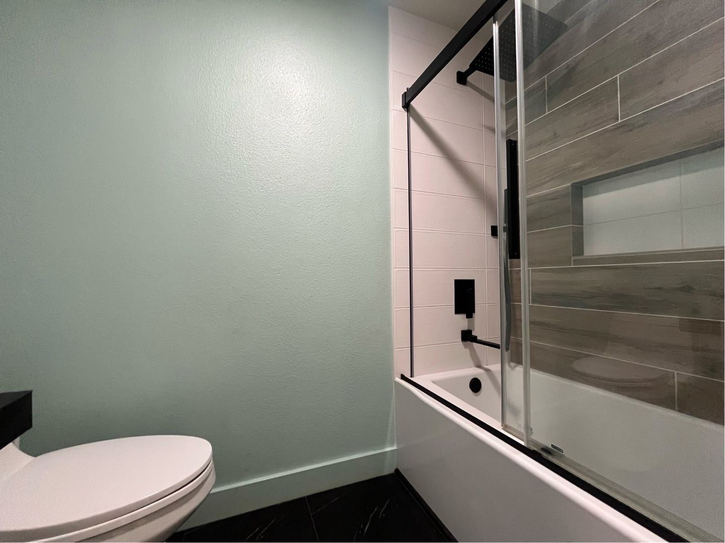 15921 NE 2nd St - Vancouver - Washington - 3 bed, 2 bath rental property