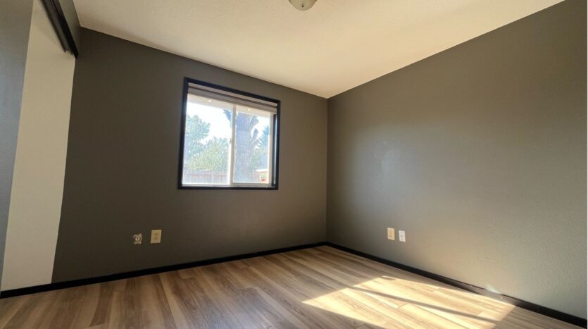 15921 NE 2nd St - Vancouver - Washington - 3 bed, 2 bath rental property