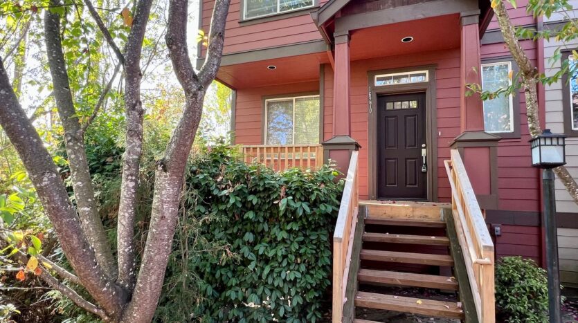 16270 SW Gage Lane - Beaverton - Oregon - 3 bed, 2.5 bath rental property