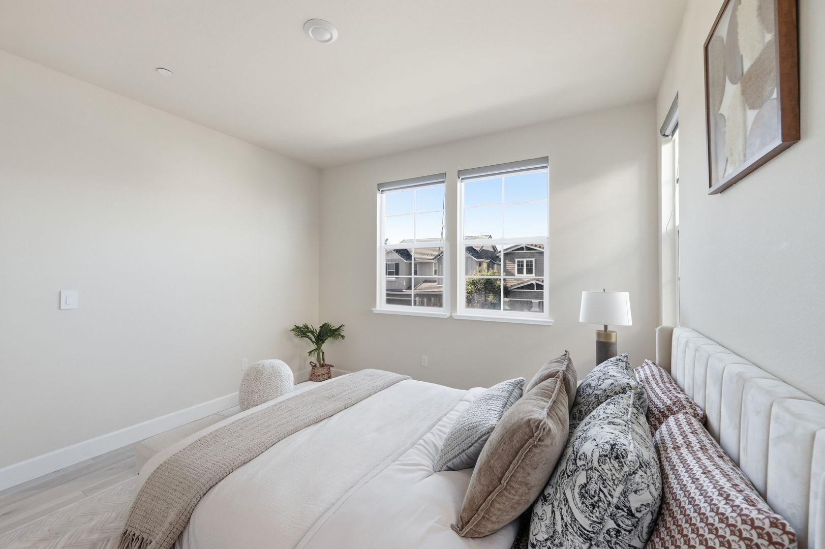 1652 Wonderland Way - Hayward - California - 4 bed, 3.5 bath rental property