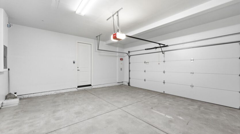 1652 Wonderland Way - Hayward - California - 4 bed, 3.5 bath rental property