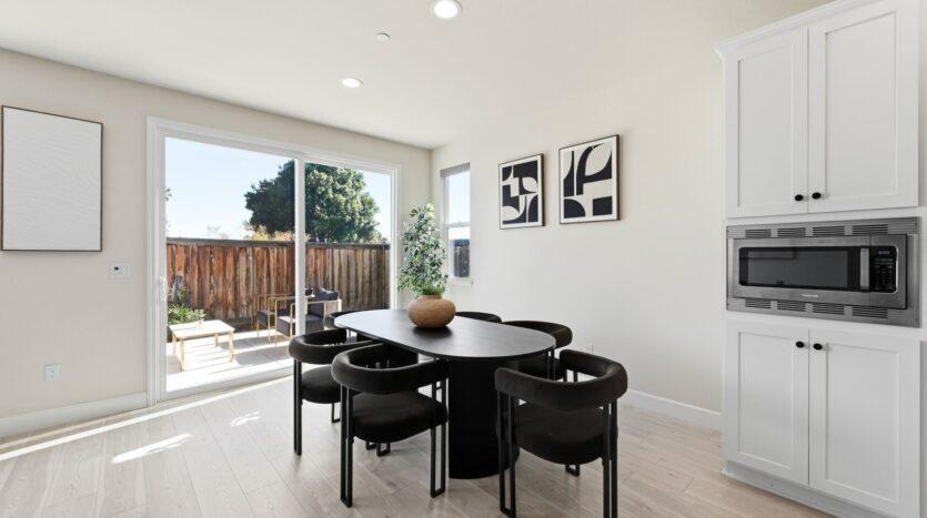 1652 Wonderland Way - Hayward - California - 4 bed, 3.5 bath rental property