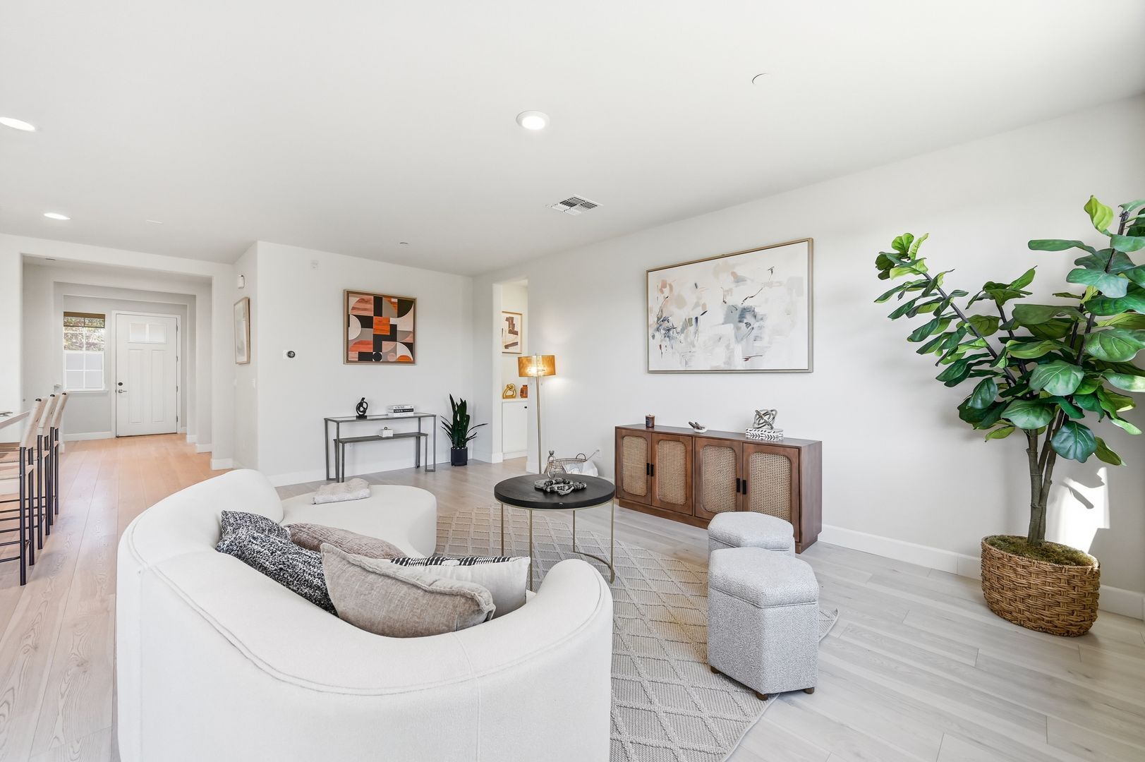 1652 Wonderland Way - Hayward - California - 4 bed, 3.5 bath rental property