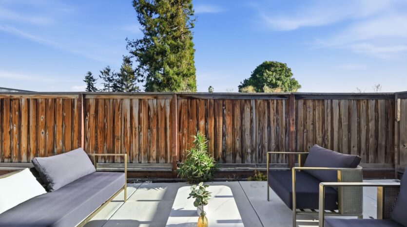 1652 Wonderland Way - Hayward - California - 4 bed, 3.5 bath rental property