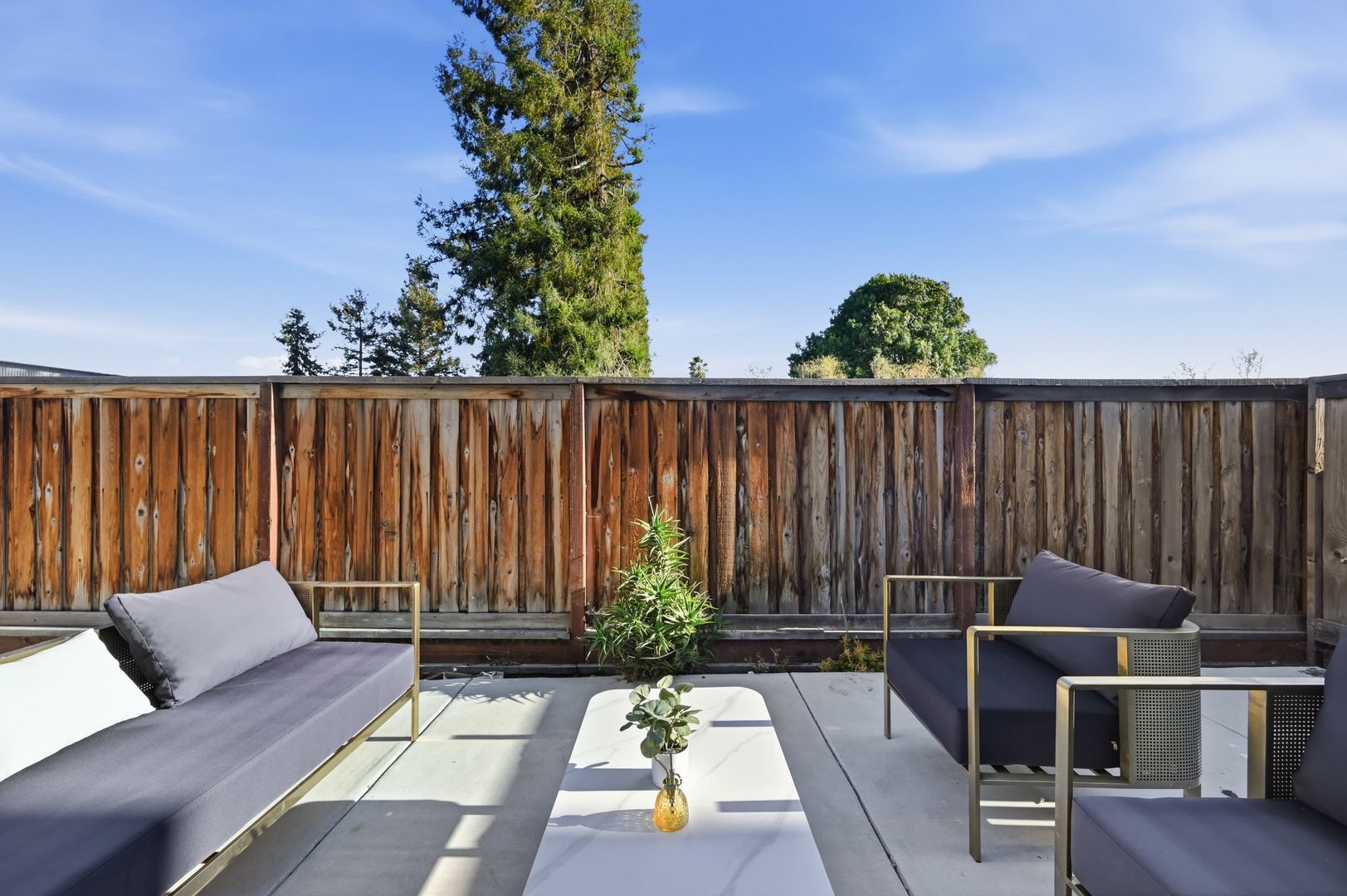 1652 Wonderland Way - Hayward - California - 4 bed, 3.5 bath rental property