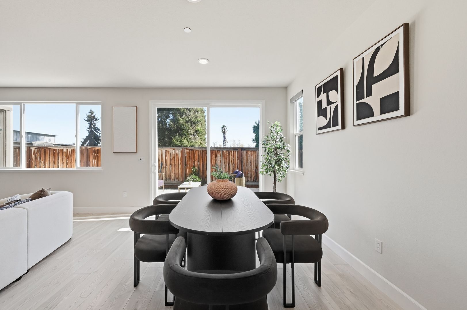 1652 Wonderland Way - Hayward - California - 4 bed, 3.5 bath rental property
