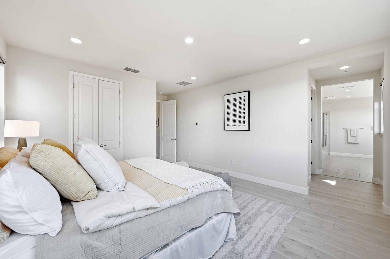 1652 Wonderland Way - Hayward - California - 4 bed, 3.5 bath rental property