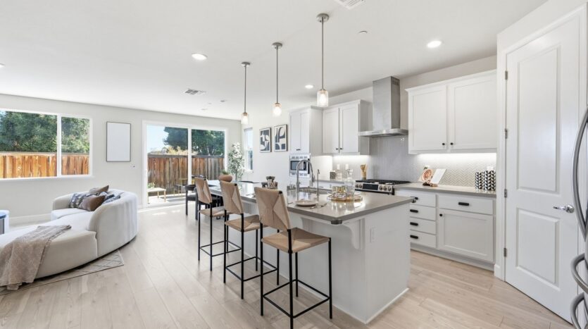 1652 Wonderland Way - Hayward - California - 4 bed, 3.5 bath rental property