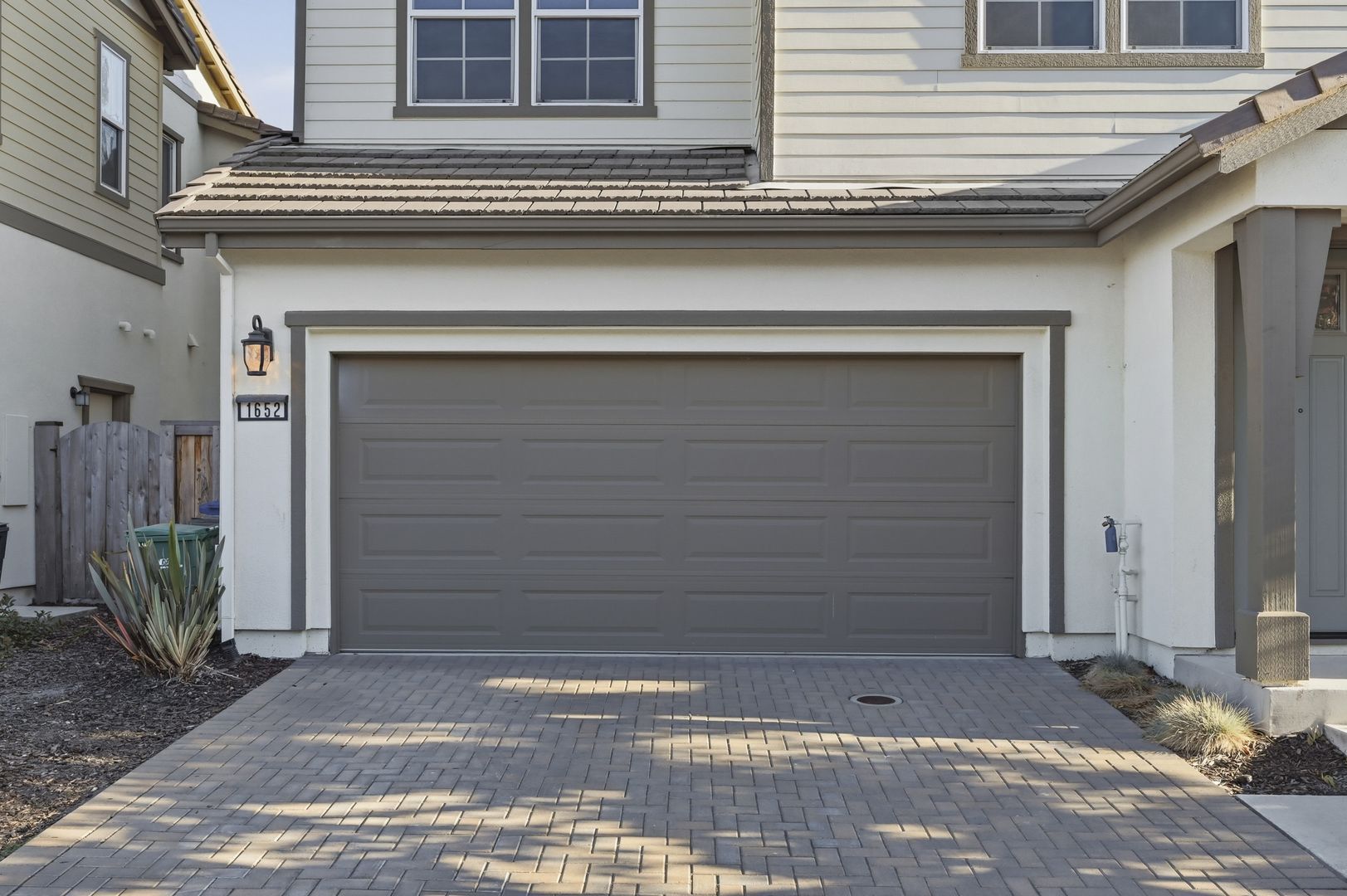 1652 Wonderland Way - Hayward - California - 4 bed, 3.5 bath rental property