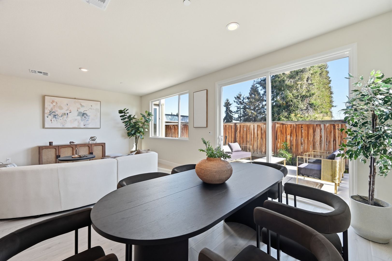 1652 Wonderland Way - Hayward - California - 4 bed, 3.5 bath rental property