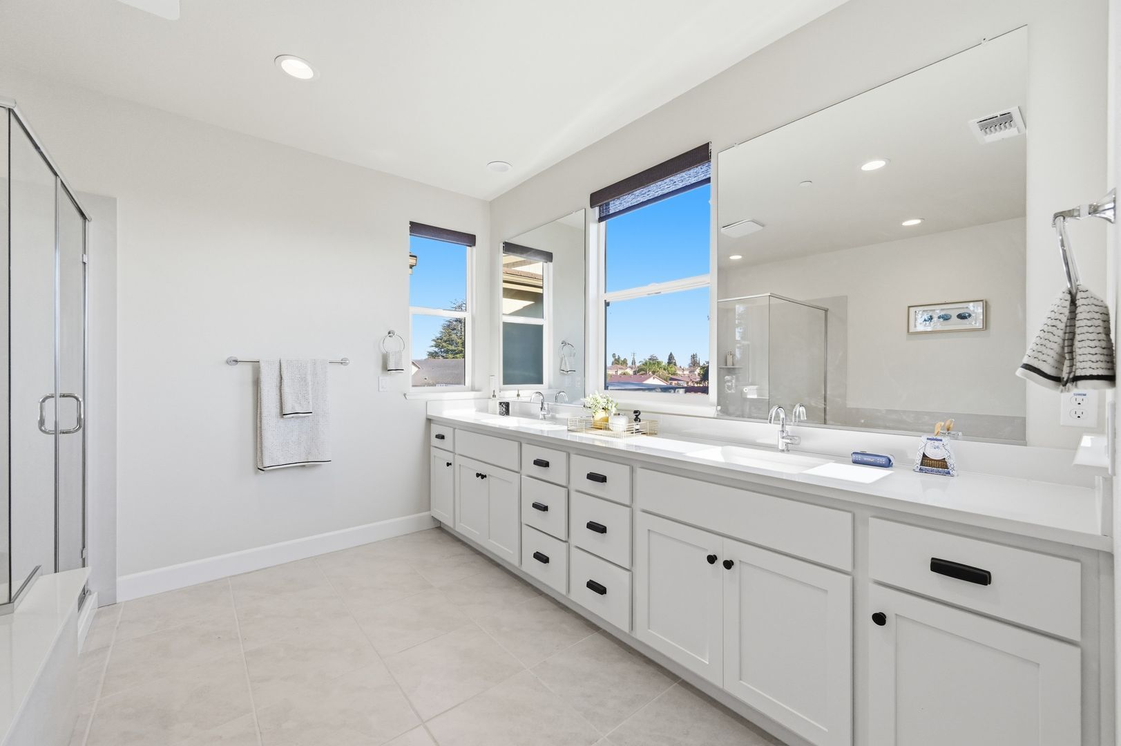 1652 Wonderland Way - Hayward - California - 4 bed, 3.5 bath rental property