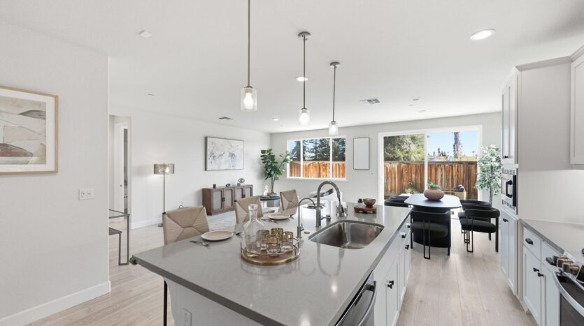 1652 Wonderland Way - Hayward - California - 4 bed, 3.5 bath rental property