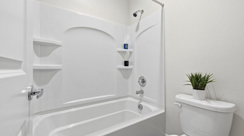 1652 Wonderland Way - Hayward - California - 4 bed, 3.5 bath rental property