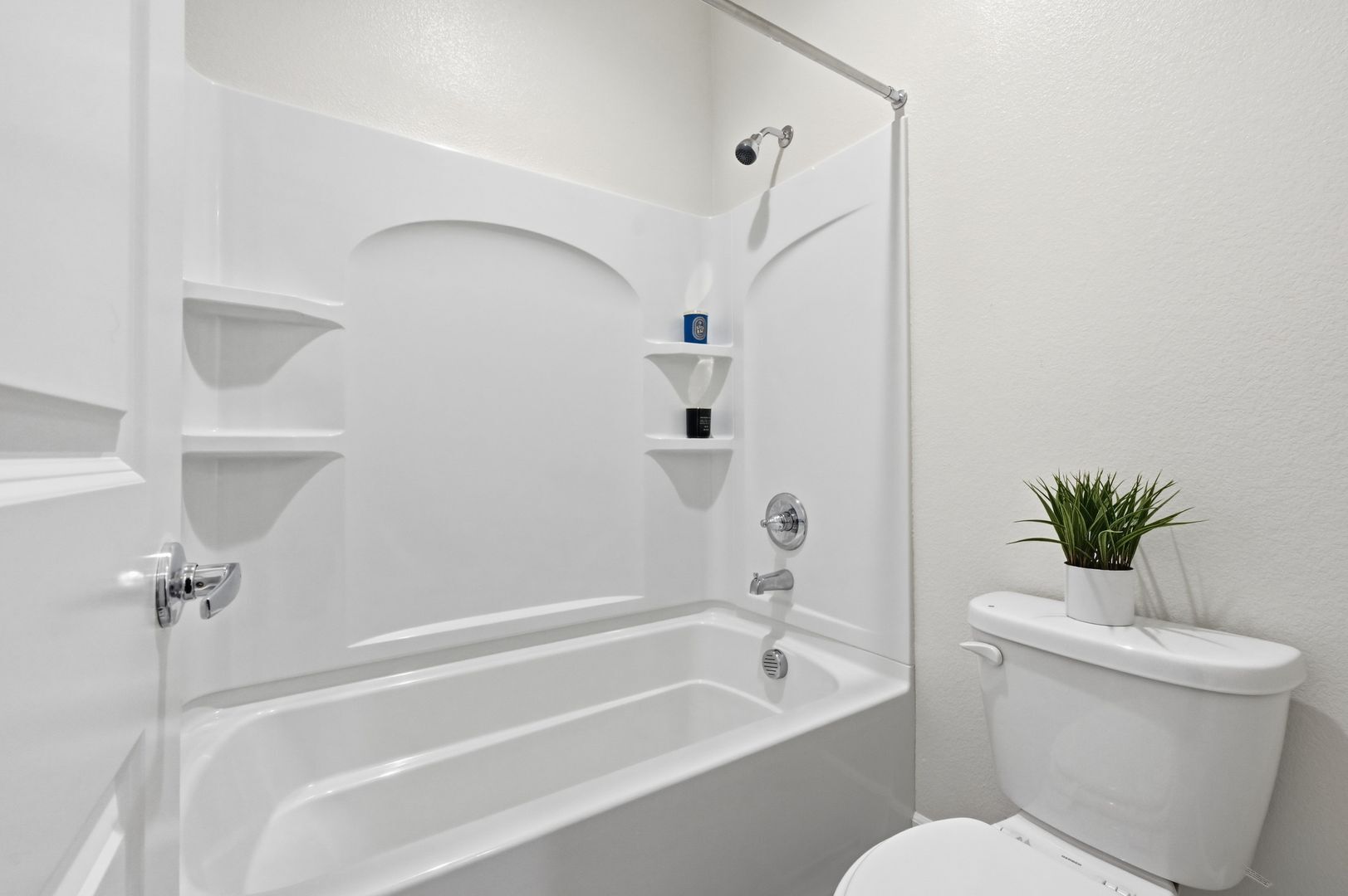 1652 Wonderland Way - Hayward - California - 4 bed, 3.5 bath rental property