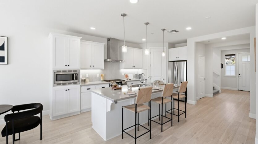1652 Wonderland Way - Hayward - California - 4 bed, 3.5 bath rental property