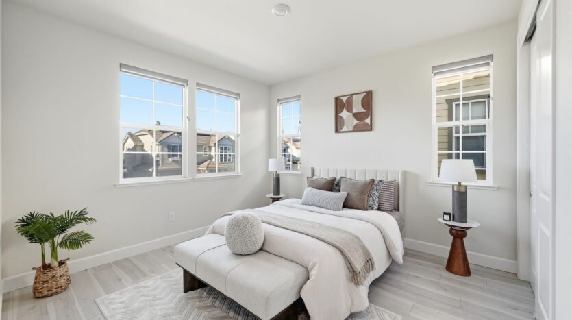 1652 Wonderland Way - Hayward - California - 4 bed, 3.5 bath rental property