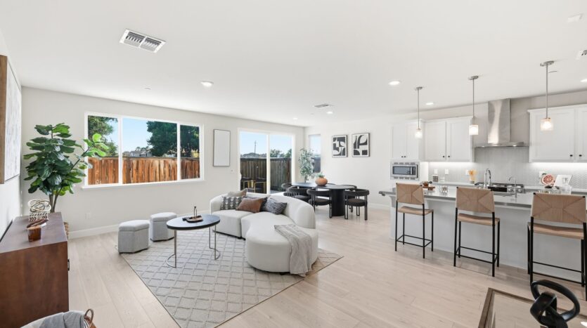 1652 Wonderland Way - Hayward - California - 4 bed, 3.5 bath rental property