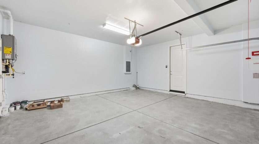 1652 Wonderland Way - Hayward - California - 4 bed, 3.5 bath rental property