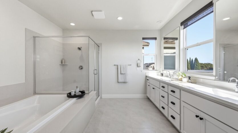 1652 Wonderland Way - Hayward - California - 4 bed, 3.5 bath rental property