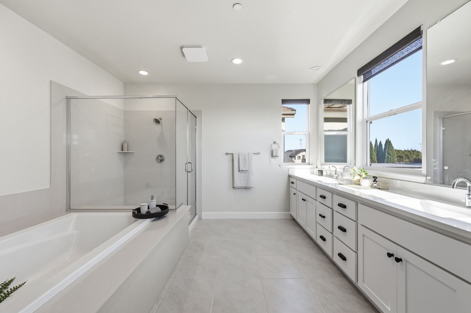 1652 Wonderland Way - Hayward - California - 4 bed, 3.5 bath rental property