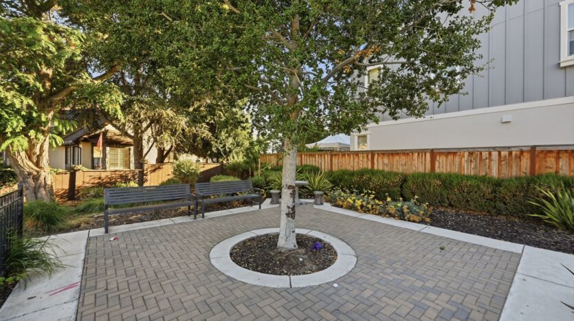 1652 Wonderland Way - Hayward - California - 4 bed, 3.5 bath rental property