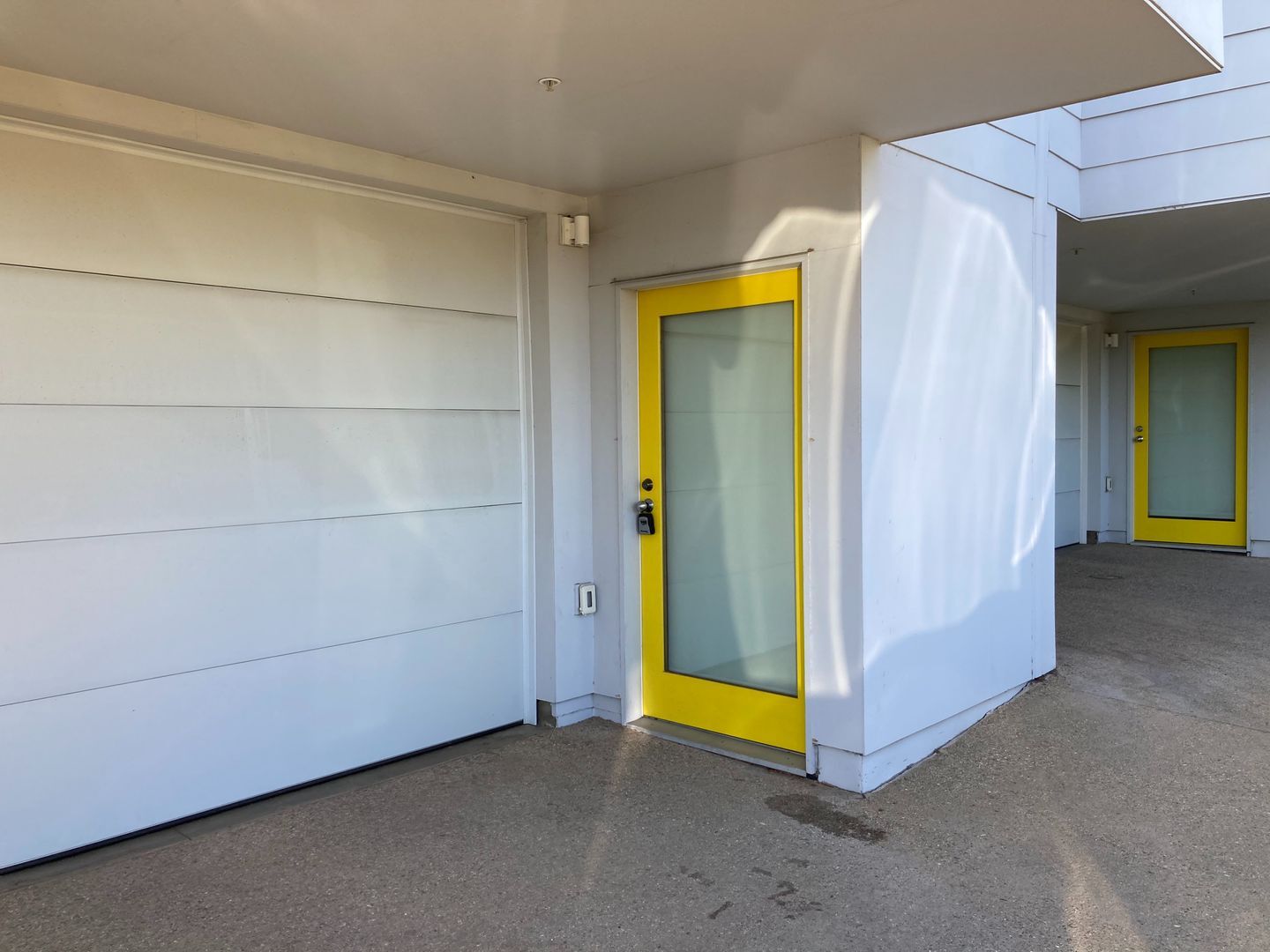 1700 Brewer Trail - Los Angeles - California - 2 bed, 2.5 bath rental property