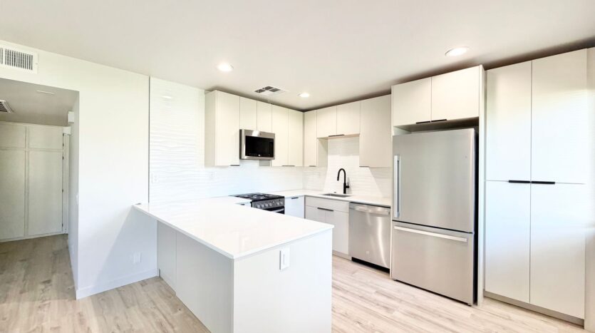 1745 E. Arenas Road - 7 - Palm Springs - California - 2 bed, 2 bath rental property