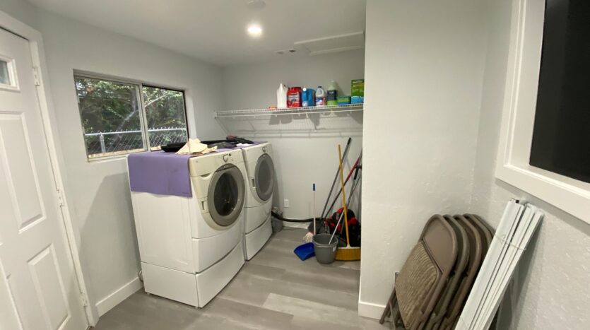 18056 Albyn Ct. - Lake Hughes - California - 3 bed, 2 bath rental property
