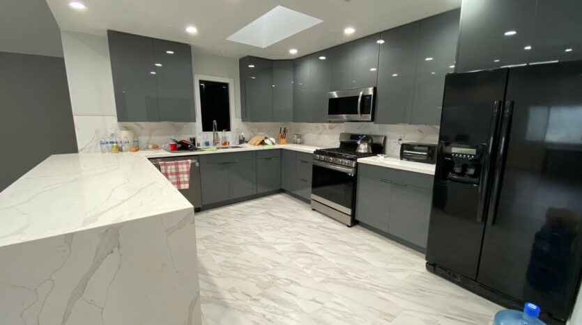 18056 Albyn Ct. - Lake Hughes - California - 3 bed, 2 bath rental property