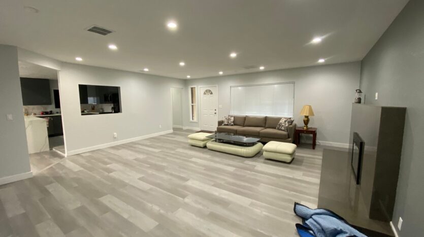 18056 Albyn Ct. - Lake Hughes - California - 3 bed, 2 bath rental property
