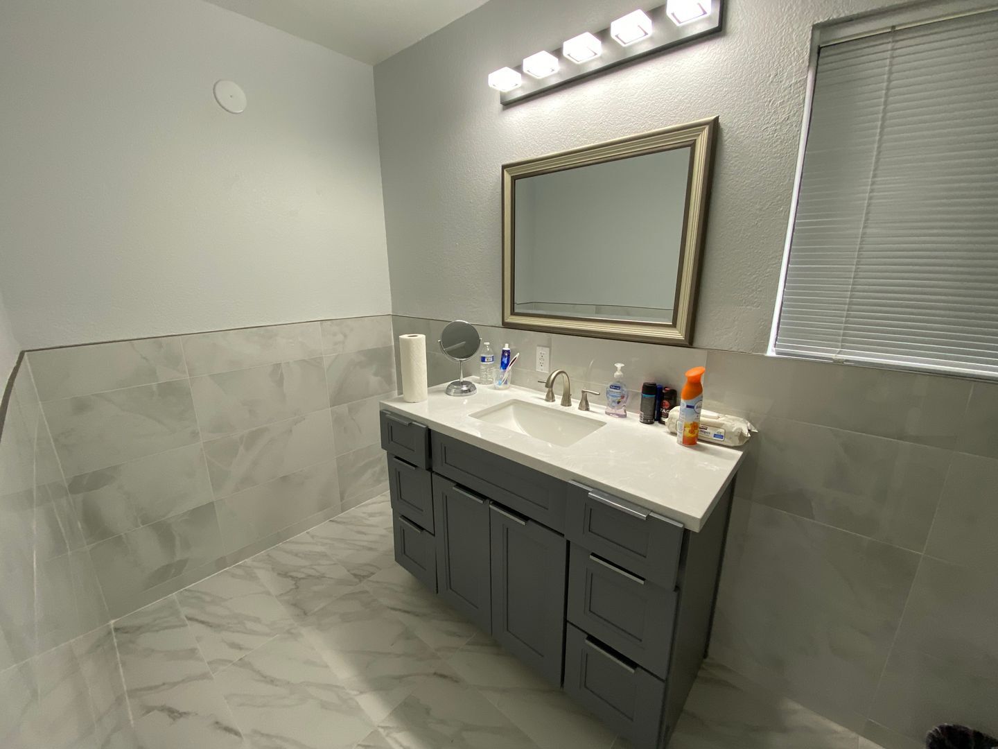18056 Albyn Ct. - Lake Hughes - California - 3 bed, 2 bath rental property