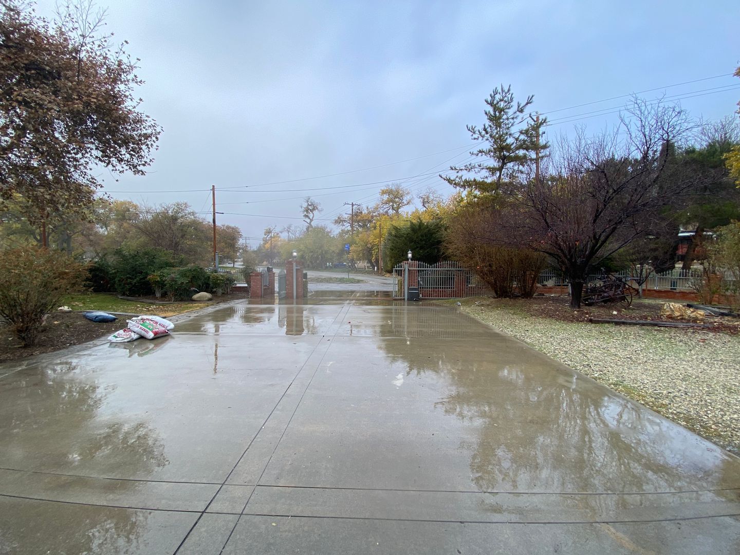 18056 Albyn Ct. - Lake Hughes - California - 3 bed, 2 bath rental property