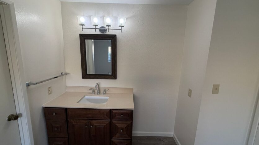 1809-1811 Glasgow Ave - Encinitas - California - 2 bed, 2 bath rental property