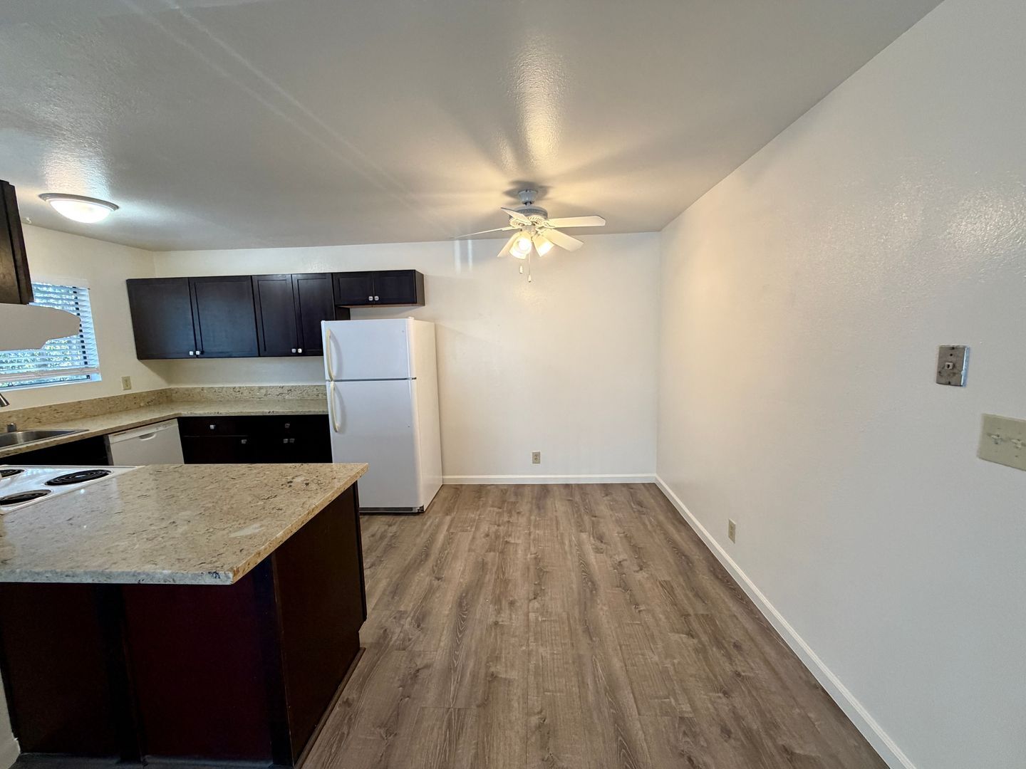 1809-1811 Glasgow Ave - Encinitas - California - 2 bed, 2 bath rental property