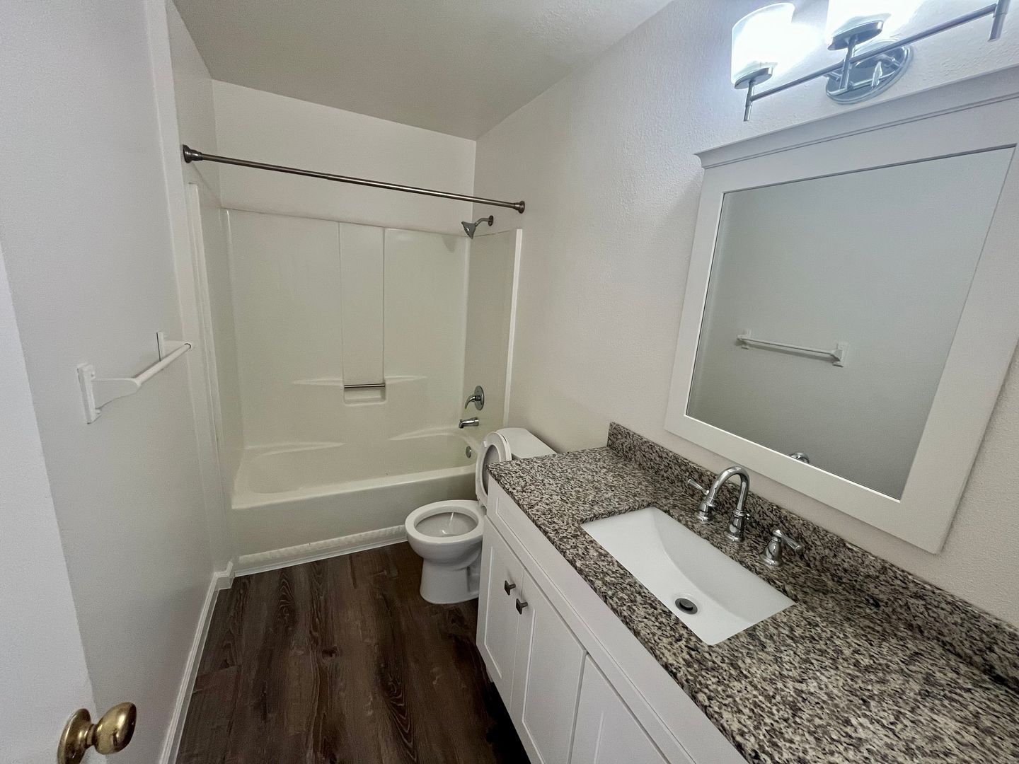1809-1811 Glasgow - Encinitas - California - 2 bed, 2 bath rental property