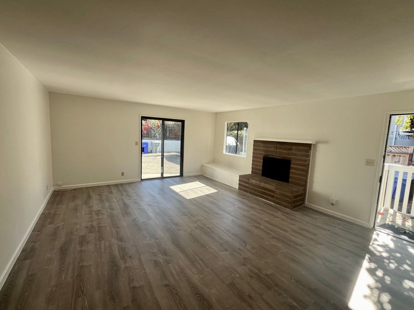 1809-1811 Glasgow - Encinitas - California - 2 bed, 2 bath rental property
