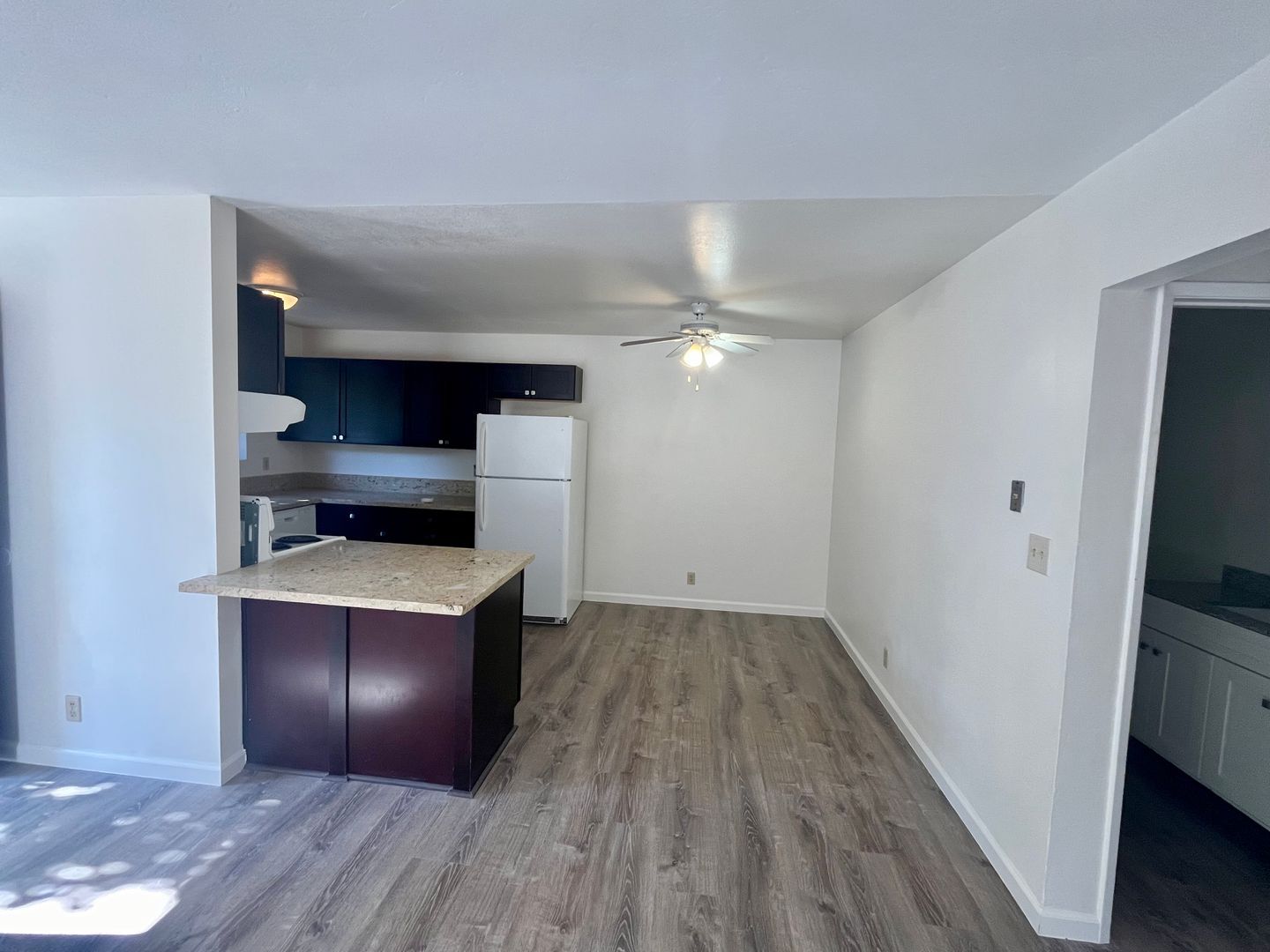 1809-1811 Glasgow - Encinitas - California - 2 bed, 2 bath rental property