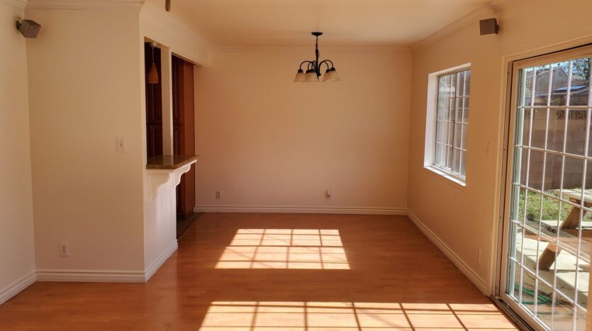 184 Ulysses St - Simi Valley - California - 4 bed, 2.5 bath rental property
