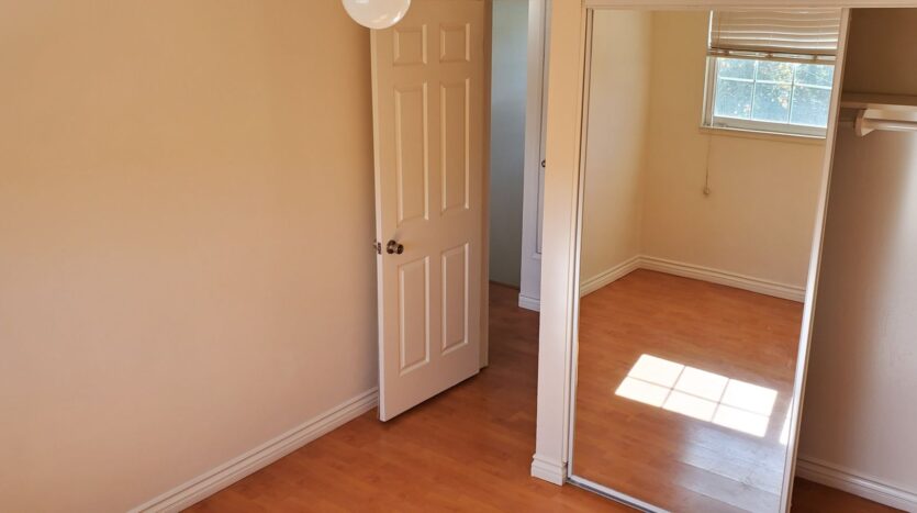 184 Ulysses St - Simi Valley - California - 4 bed, 2.5 bath rental property