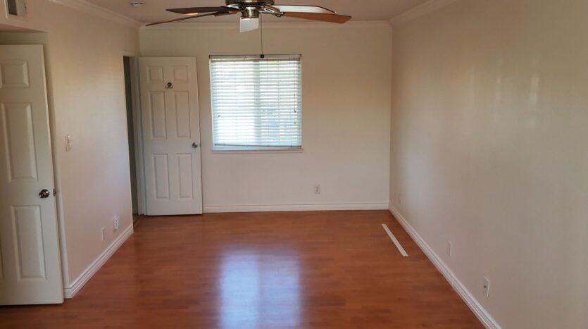 184 Ulysses St - Simi Valley - California - 4 bed, 2.5 bath rental property