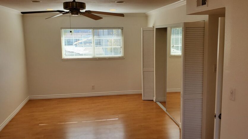 184 Ulysses St - Simi Valley - California - 4 bed, 2.5 bath rental property